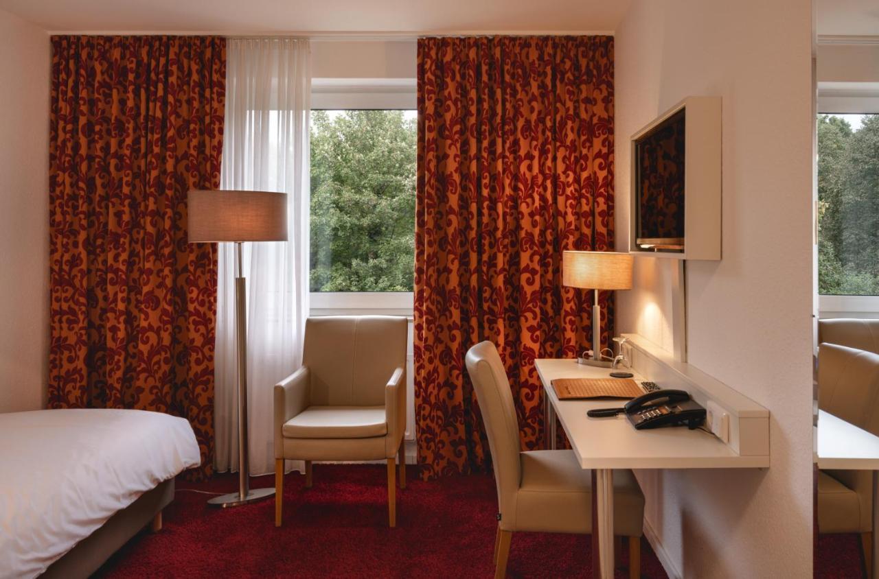 Hotel Astra Dusseldorf Exterior photo